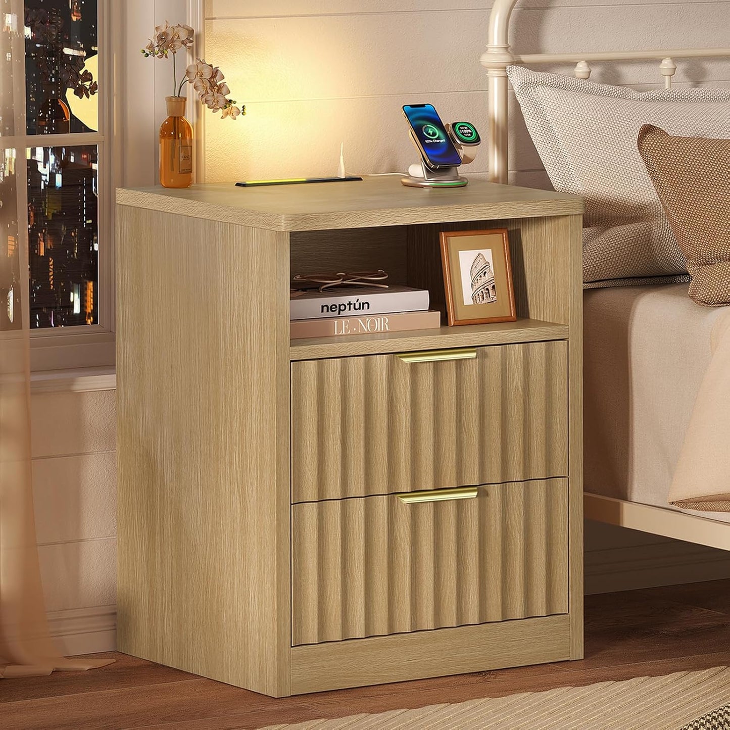 TEENFON Fluted Night Stand, Nighstand with Charging Station and LED Light, Modern Bed Side Table for Small Space, Storage Drawer and Open Shelf, for Bedroom, Natural